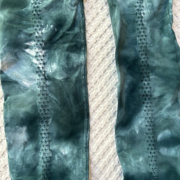 FP Movement by Free People Good Karma Tie Dye Leggings Size XS - Picture 9 of 9